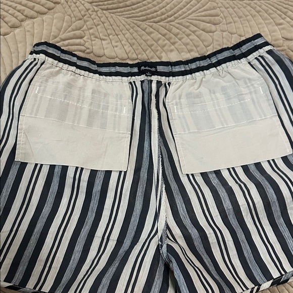 Madewell Black and White Striped Short - Picture 5 of 5